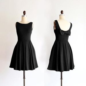 Apricity Dress - January